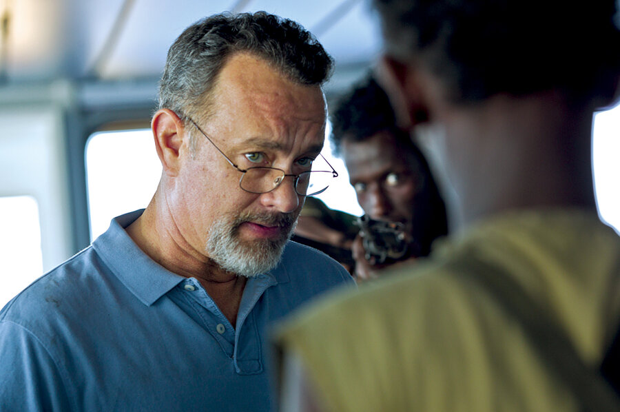 1021-lrainer-captain-Phillips-hanks-movie-film